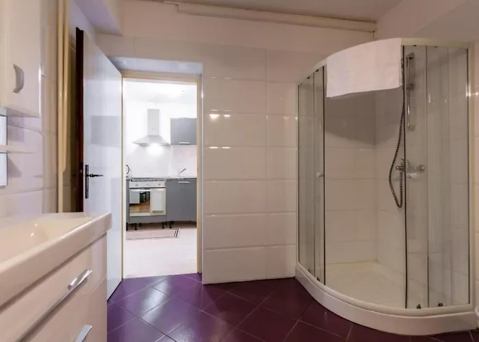 In Mit Garten By Interhome Portoroz